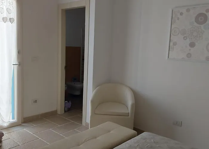 B&B Amedeo di Savoia Bed & Breakfast *
